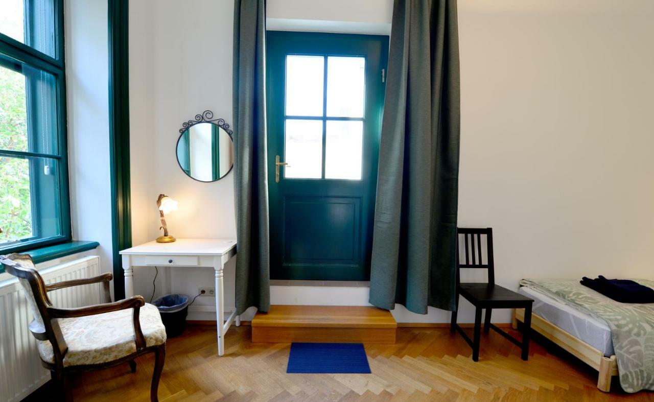 Quiet&green, With Terrace Wien