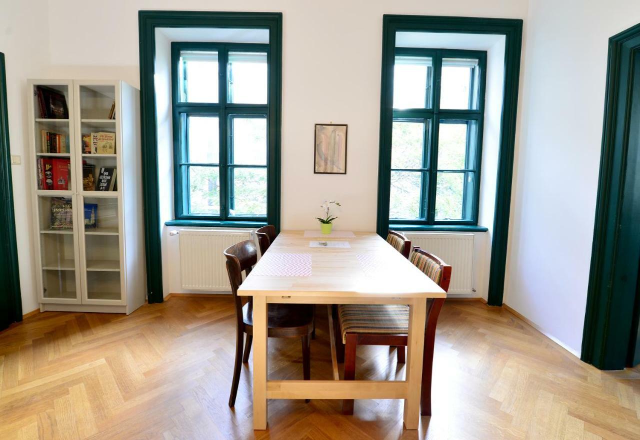 Quiet&green, With Terrace Apartment