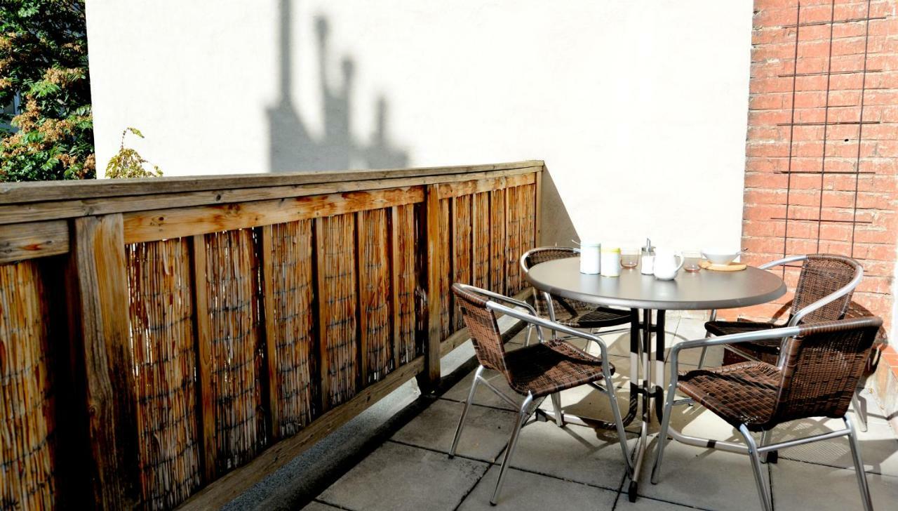 Quiet&green, With Terrace Apartment *